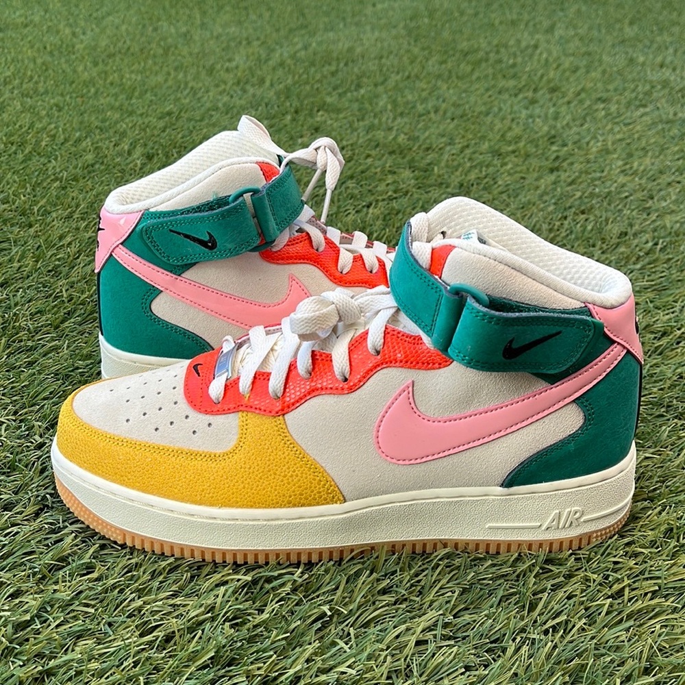 Nike Air Force 1 Mid NH